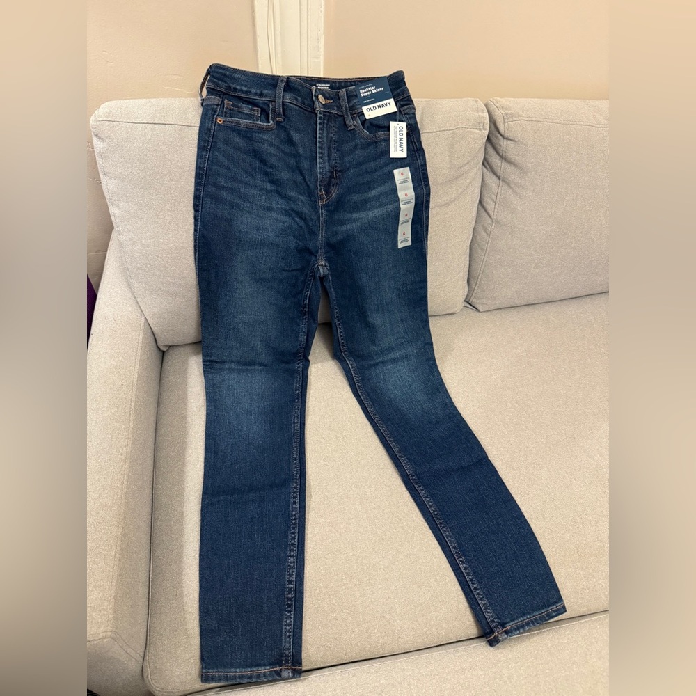 BRAND NEW! Old Navy Extra High-Rise Rockstar Super Skinny Jeans